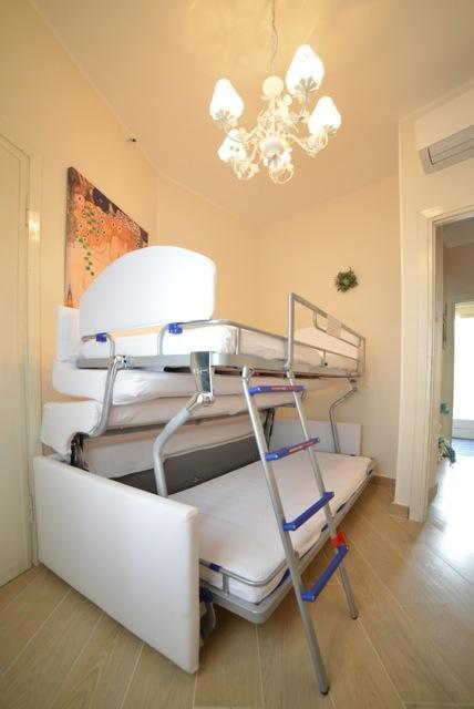 Casa Grandis Dimora Di Charme Nel Cuore Di Bordighera Apartment ห้อง รูปภาพ