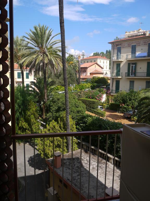 Casa Grandis Dimora Di Charme Nel Cuore Di Bordighera Apartment ห้อง รูปภาพ