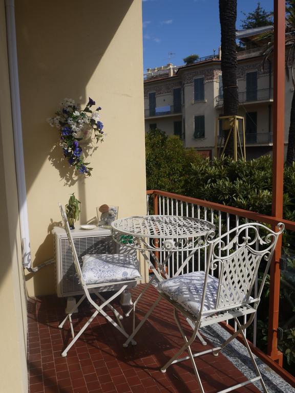 Casa Grandis Dimora Di Charme Nel Cuore Di Bordighera Apartment ห้อง รูปภาพ